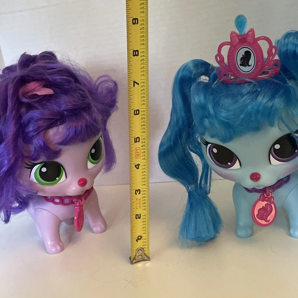 2 Palace Pets Dogs Vinyl Figures 2015 Jakks Pacific Disney Toys 7